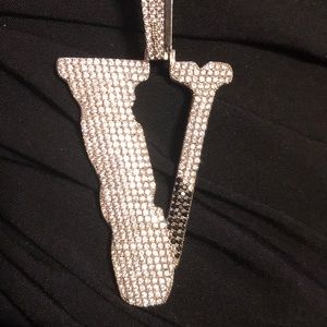 Big VLone pendant (w/ black diamonds)